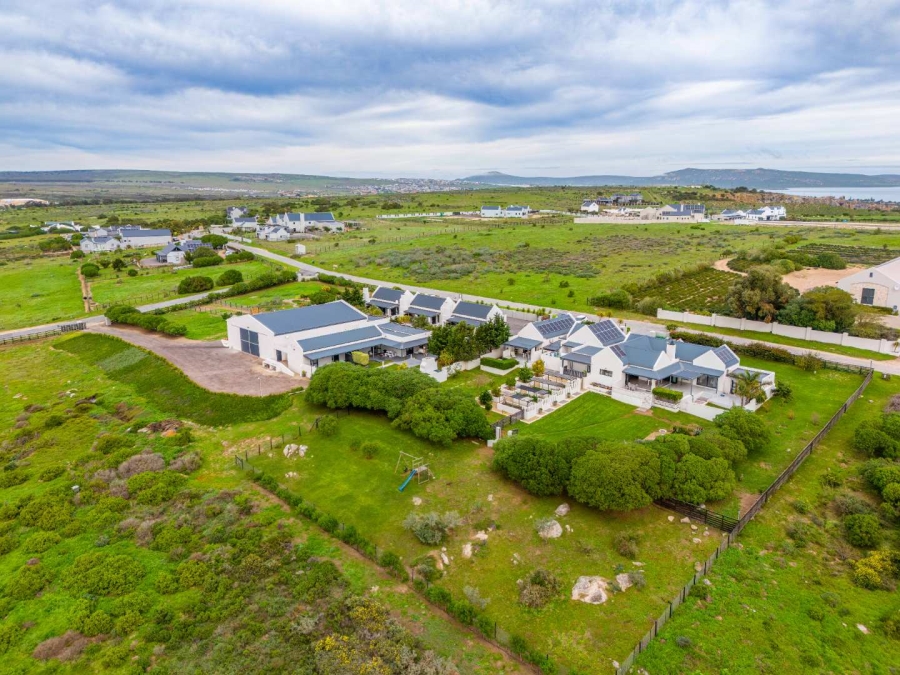 9 Bedroom Property for Sale in Oliphantskop Western Cape